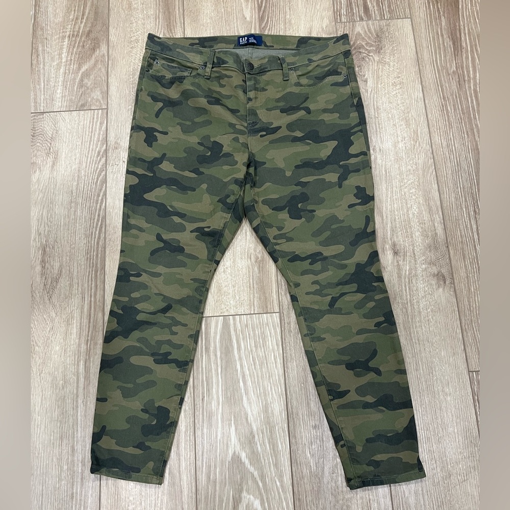 Gap Denim camouflage leggings size 16 / 33